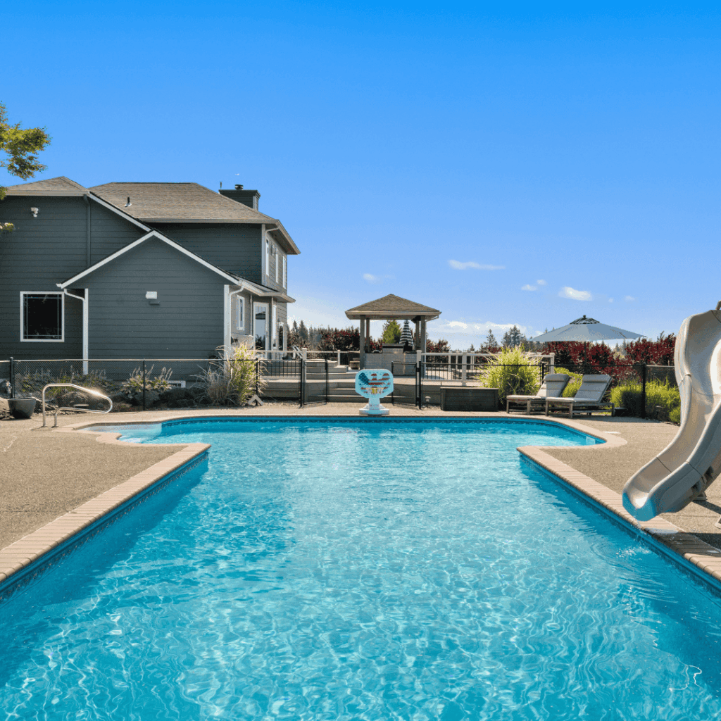 Mantenimiento de piscinas en Tiana